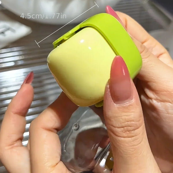 Magic Lint Remover Roller