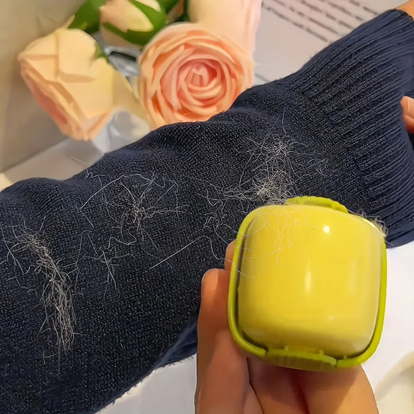 1pc-Washable-Portable-Lint-Roller-Pet-Hair-Remover-for-Clothes-Sofas-Beds-Ideal-for-Cat-Owners.jpg