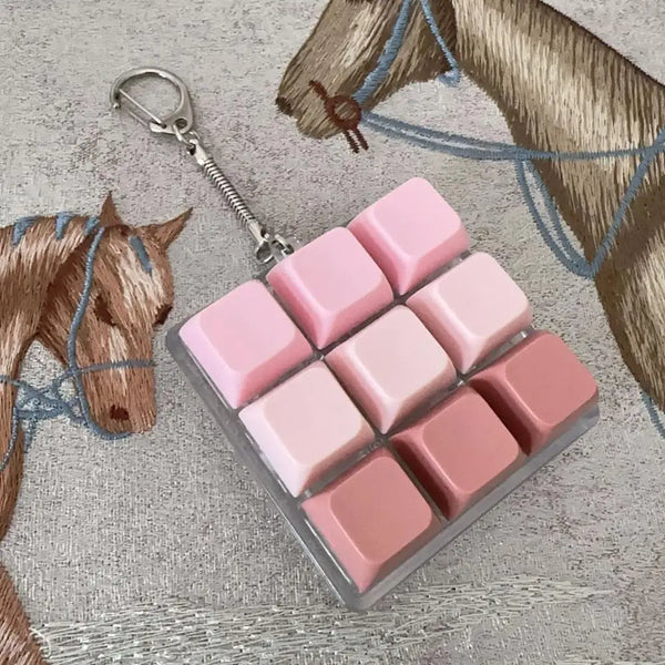 New-Fidget-Keychain-DIY-Keyboard-Fidget-Keychain-Keys-Button-Relief-Stress-Finger-Keyboard-Cap-4-9Keys.jpg
